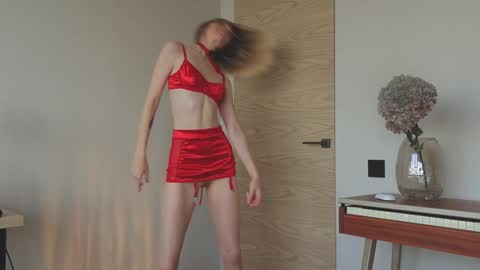 Mari Rehabilitation after surgey 12 -27 november. Support me when i offline C online show from 1, 10, 2025