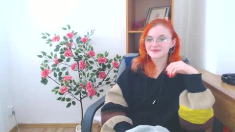 Snapshot of crazylovemona chatting on 30, 10, 2025 crazylovemona online show from 30, 10, 2025