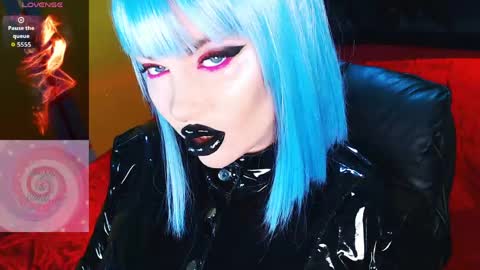 Roxy online show from 19, 4, 2026