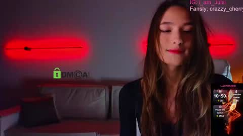 Snapshot of crazzy_cherry chatting on 9, 1, 2025 crazzy cherry online show from 9, 1, 2025