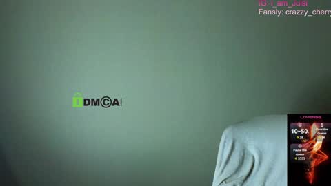 Snapshot of crazzy_cherry chatting on 5, 2, 2025 crazzy cherry online show from 5, 2, 2025