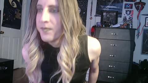 Snapshot of creamy_lust chatting on 26, 2, 2025 Sylvia online show from 26, 2, 2025