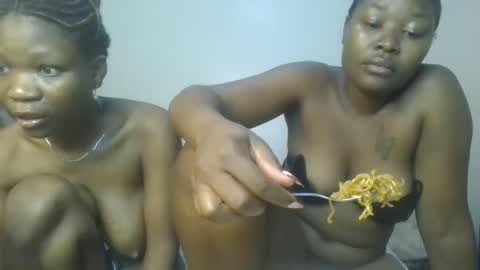 creamy_pie1 online show from 16, 4, 2026