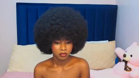 queen online show from 23, 4, 2026