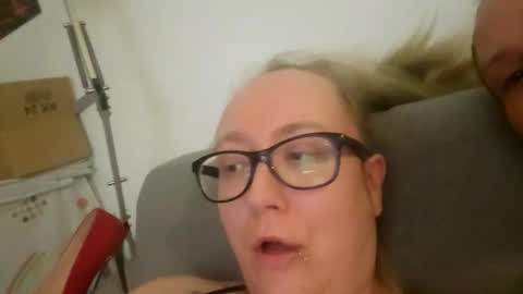 Snapshot of creamybiscuits12 chatting on 15, 3, 2026 creamybiscuits12 online show from 15, 3, 2026