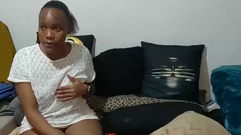 creamyhub online show from 8, 11, 2025