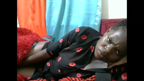 Snapshot of creamymomma chatting on 29, 1, 2025 verah online show from 29, 1, 2025