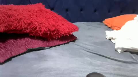 Snapshot of creamymomma chatting on 5, 12, 2025 verah online show from 5, 12, 2025