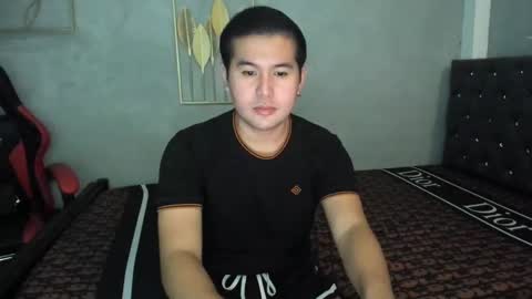 Snapshot of creamynow chatting on 13, 12, 2024 BareCreamyCum online show from 13, 12, 2024