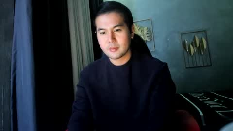 Snapshot of creamynow chatting on 25, 12, 2024 BareCreamyCum online show from 25, 12, 2024