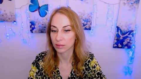 Snapshot of create_your_own_sun chatting on 11, 10, 2025 Lera online show from 11, 10, 2025