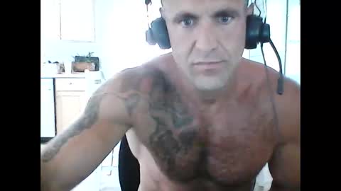 Snapshot of creatureofbeauty chatting on 1, 6, 2026 creatureofbeauty online show from 1, 6, 2026