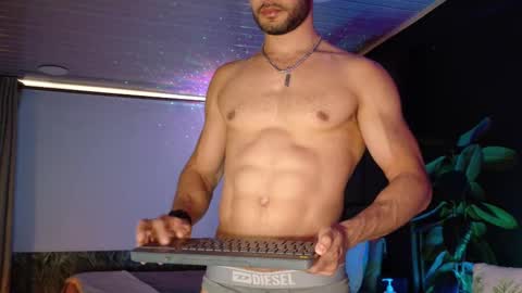 CRHISTIAN online show from 10, 9, 2025