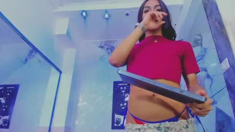 crhistofer_ online show from 28, 7, 2026