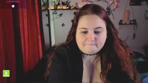 Snapshot of crim0nrose chatting on 9, 6, 2026 Crimson Rose online show from 9, 6, 2026