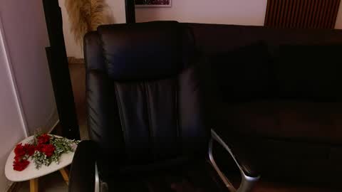 Tatiana  online show from 25, 2, 2025