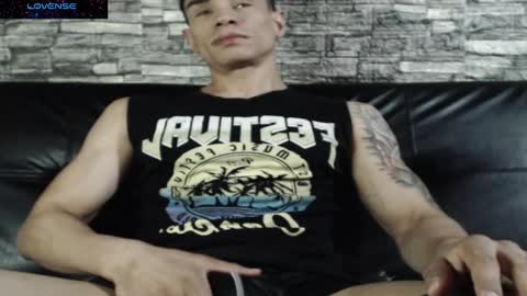 Snapshot of cris_angel01 chatting on 13, 1, 2025 Cris online show from 13, 1, 2025