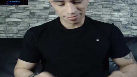 Snapshot of cris_angel01 chatting on 14, 2, 2025 Cris online show from 14, 2, 2025