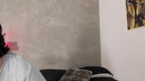 cris sasha online show from 18, 3, 2026