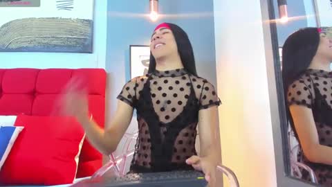 Cris Evanz online show from 10, 9, 2025