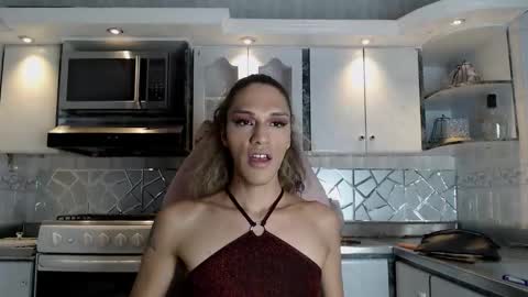 Cristina Onazis online show from 10, 3, 2026