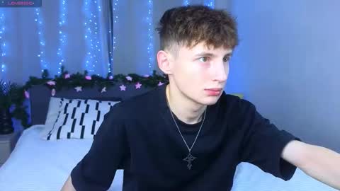 Chris online show from 4, 12, 2025