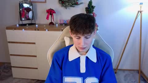 Chris online show from 14, 12, 2025