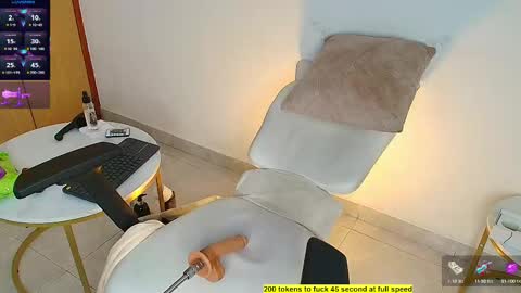  Criss Evans  online show from 20, 9, 2025