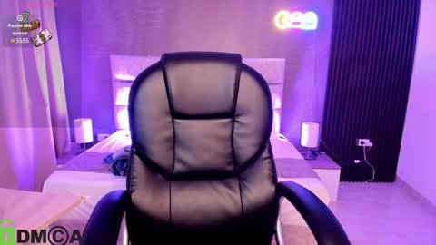 cristal__adams online show from 7, 10, 2025