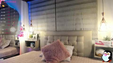 Snapshot of cristal__hot_1 chatting on 28, 10, 2025 Cristal online show from 28, 10, 2025