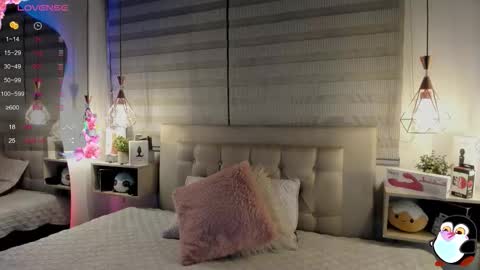 Snapshot of cristal__hot_1 chatting on 14, 11, 2025 Cristal online show from 14, 11, 2025