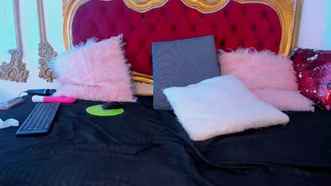 Cristal  online show from 3, 3, 2026