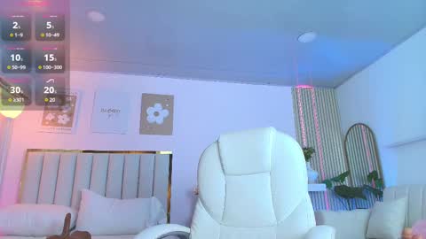 Cristal  online show from 17, 2, 2025