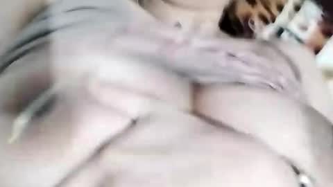 Snapshot of cristal_g19 chatting on 16, 12, 2024 online show from 16, 12, 2024