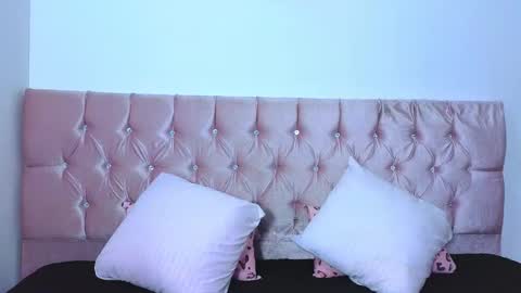 cristal_moon01 online show from 4, 12, 2025