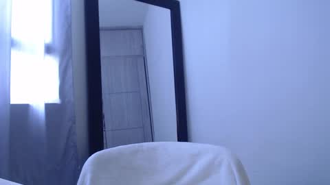 Snapshot of cristal_sexyboobs_ chatting on 1, 12, 2024 Cristal online show from 1, 12, 2024