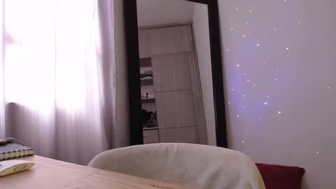 Snapshot of cristal_sexyboobs_ chatting on 31, 1, 2025 Cristal online show from 31, 1, 2025