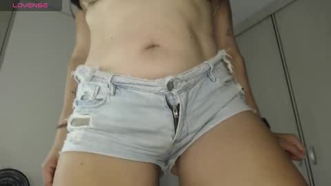 Snapshot of cristal_sexyboobs_ chatting on 10, 9, 2025 Cristal online show from 10, 9, 2025