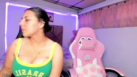 cristal_smith20 online show from 29, 6, 2026
