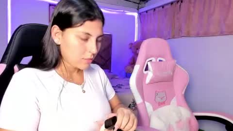 cristal_smith20 online show from 3, 7, 2026