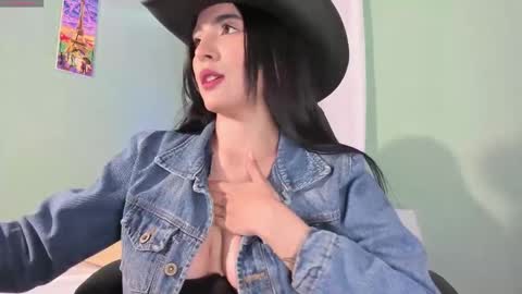 Cristal  online show from 12, 3, 2025