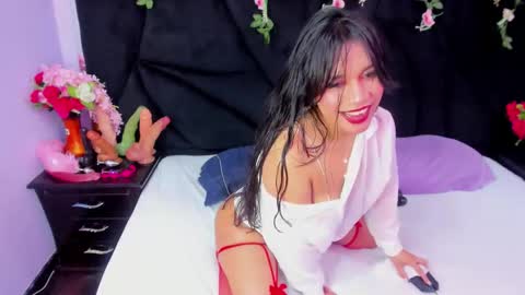 Snapshot of cristalhorny_69 chatting on 12, 10, 2025 Cristal online show from 12, 10, 2025