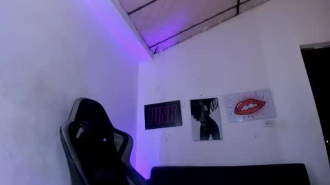 cristal miller online show from 20, 3, 2026