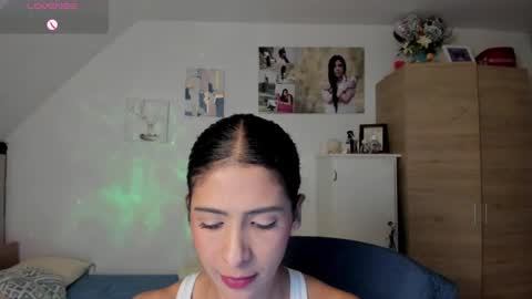 Snapshot of cristamunez chatting on 17, 6, 2026 veronika online show from 17, 6, 2026
