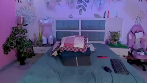 cristhy_huge_cockts online show from 6, 10, 2025