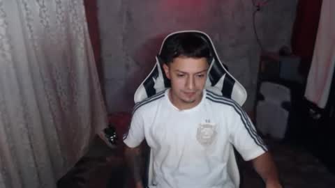 Snapshot of cristian_torres10 chatting on 18, 1, 2026 Cristian online show from 18, 1, 2026