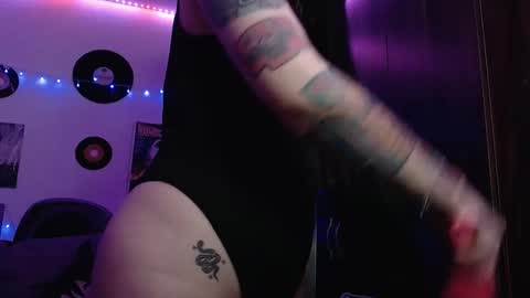 Christina online show from 11, 3, 2025