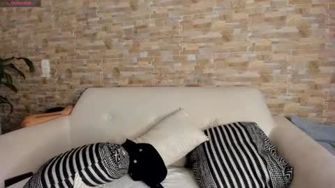 Snapshot of cristina_fernando chatting on 23, 12, 2024 soycriss online show from 23, 12, 2024