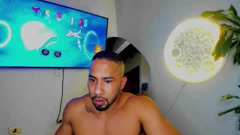 Snapshot of cristobal12cock chatting on 19, 12, 2025 Cristian online show from 19, 12, 2025