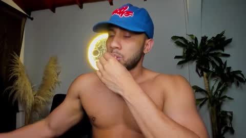 Snapshot of cristobal12cock chatting on 3, 2, 2026 Cristian online show from 3, 2, 2026